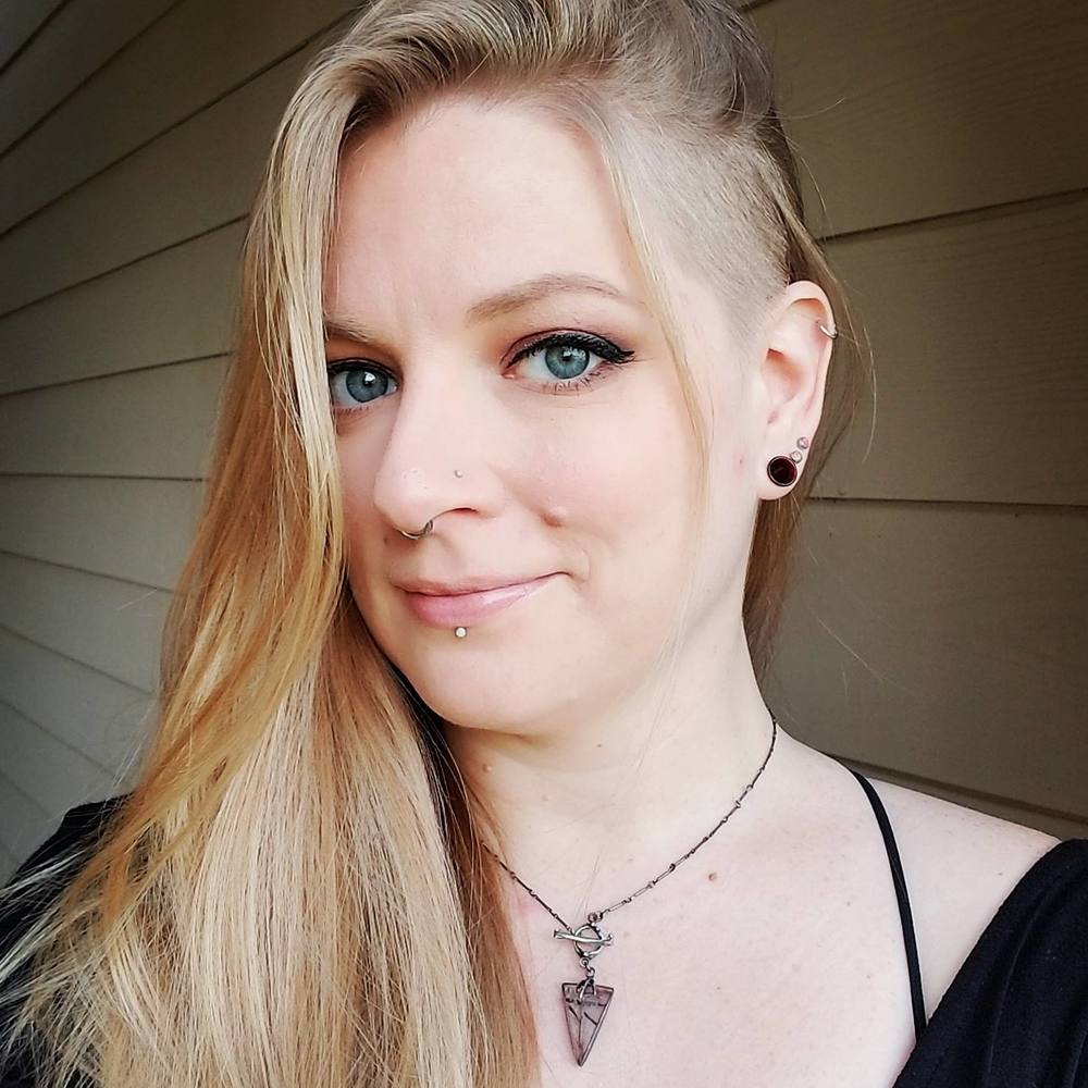 Meet your Posher, Dianna